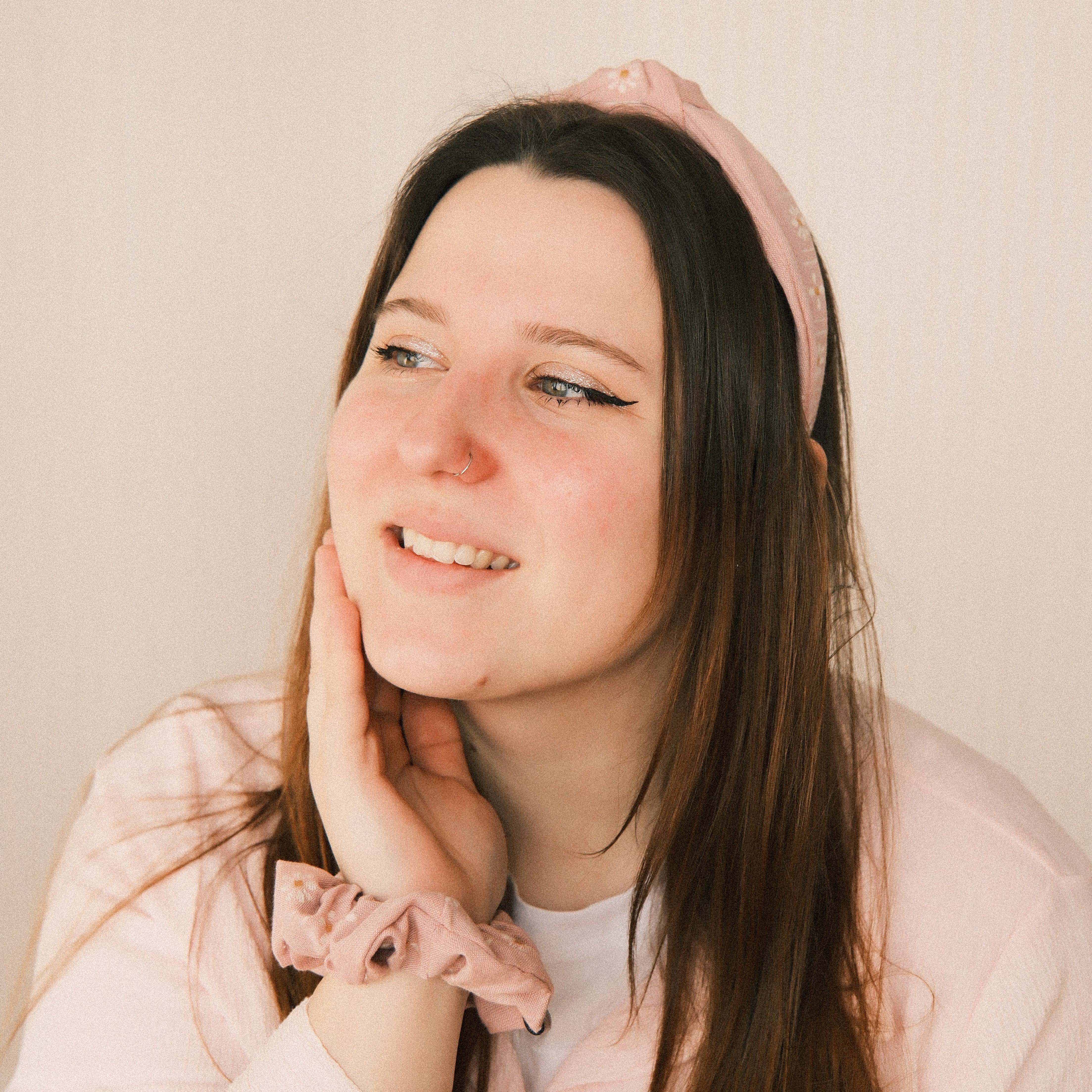 Lilly - Polka Stick Apricot