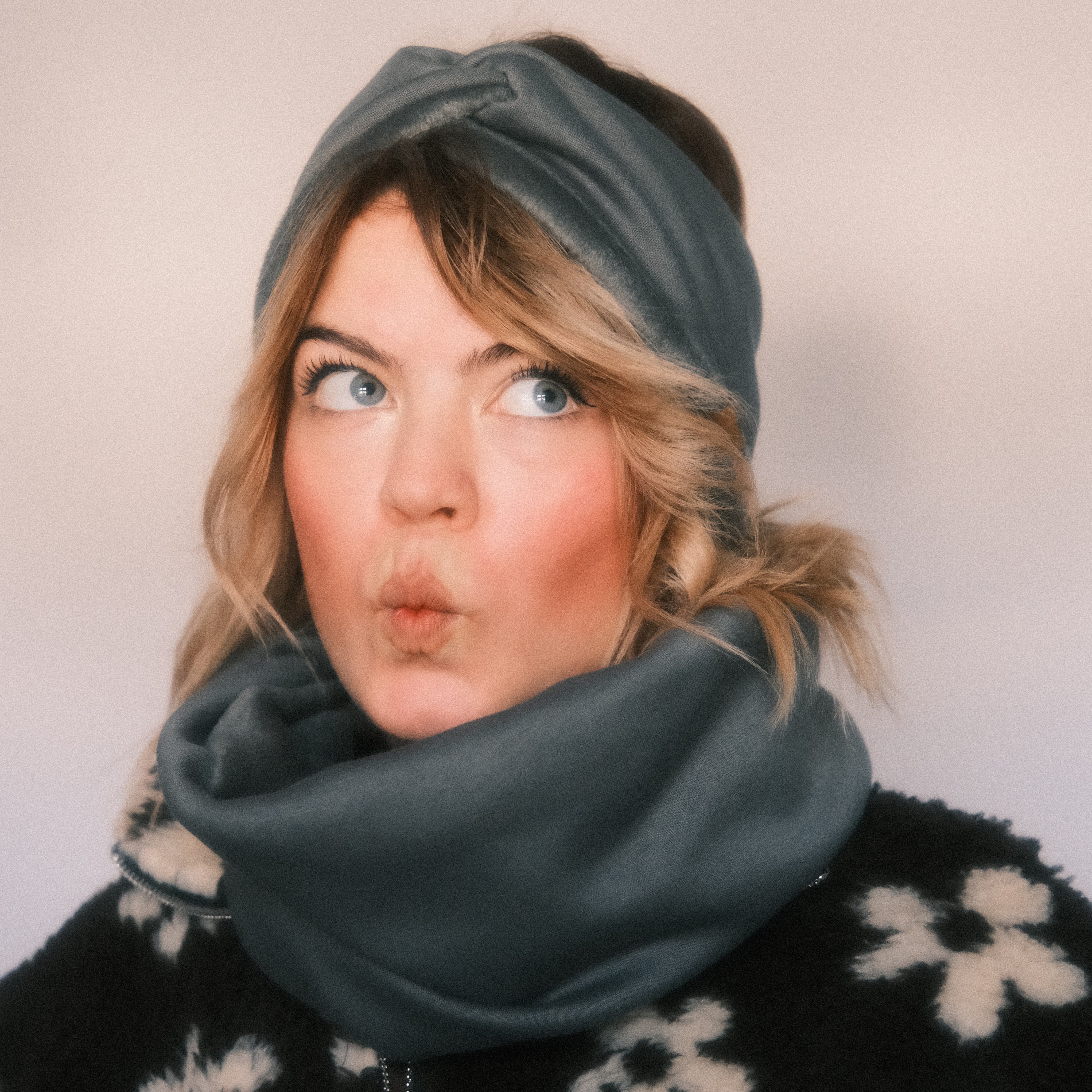 Loop - Samt gefüttert Petrol