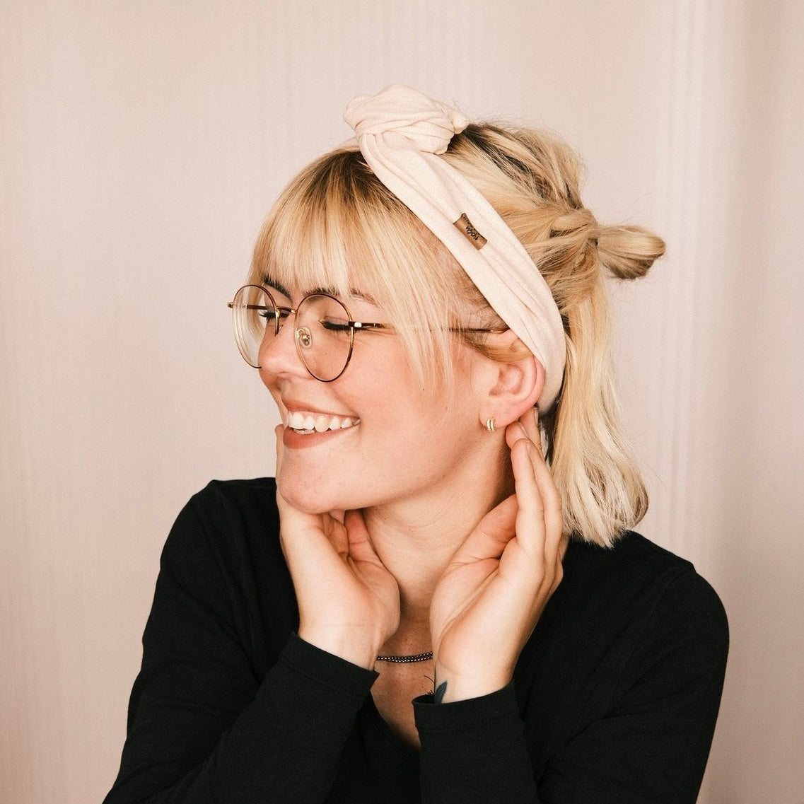 Drahthaarband Satin Beige