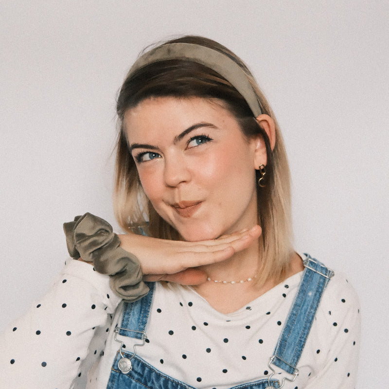 Anne - Samt Olive