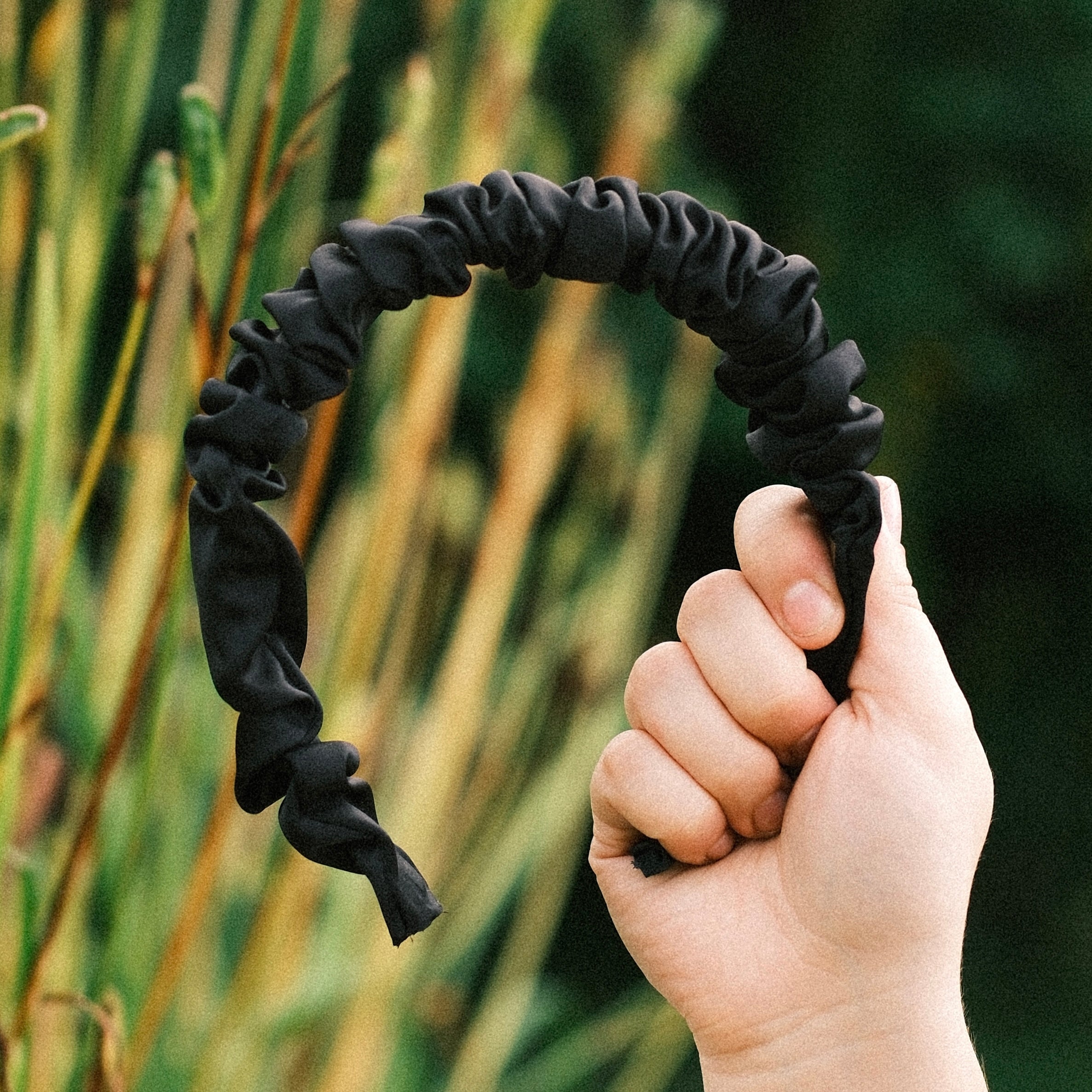 Ronja - Satin Schwarz