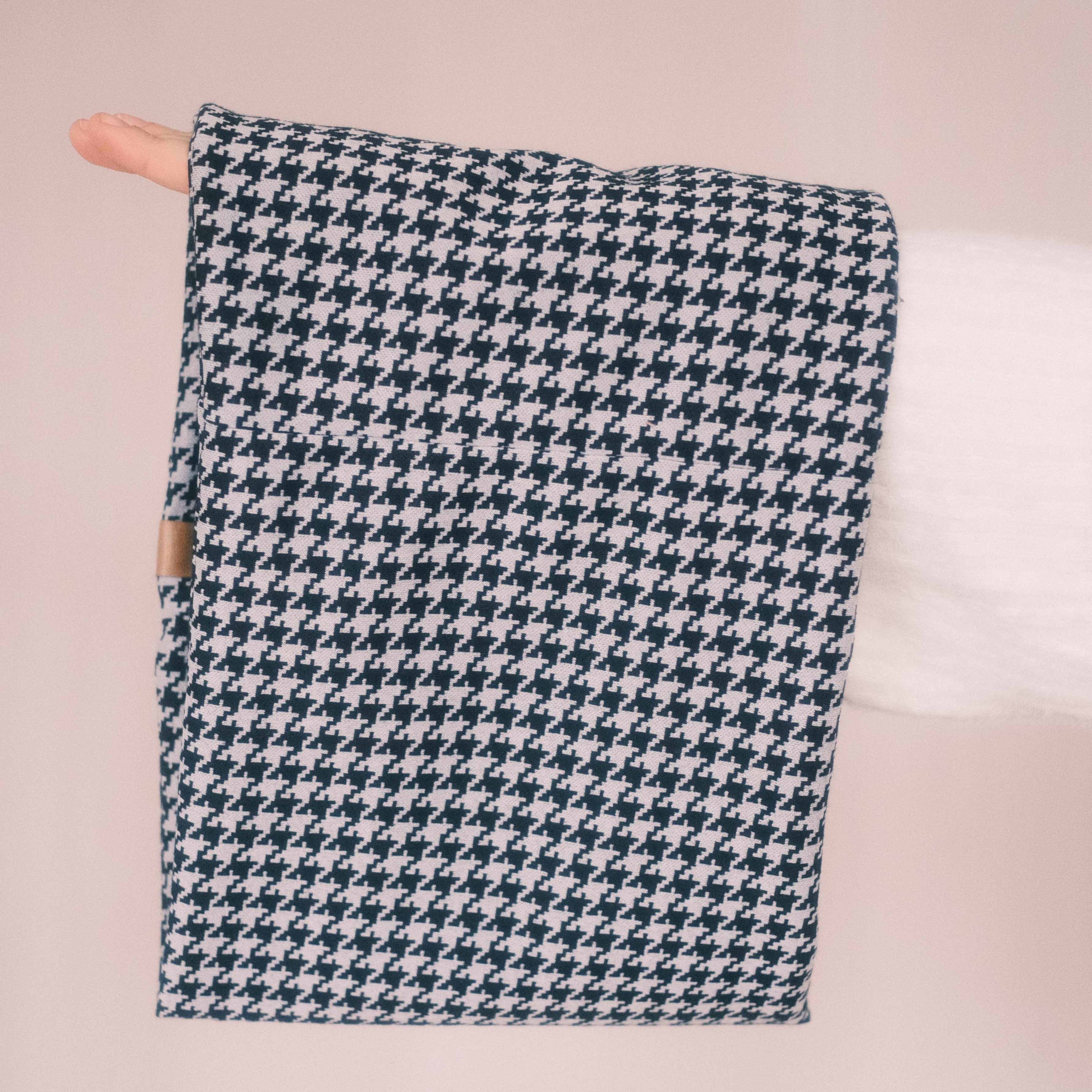 Loop - Hahnentritt Schwarz/Weiß