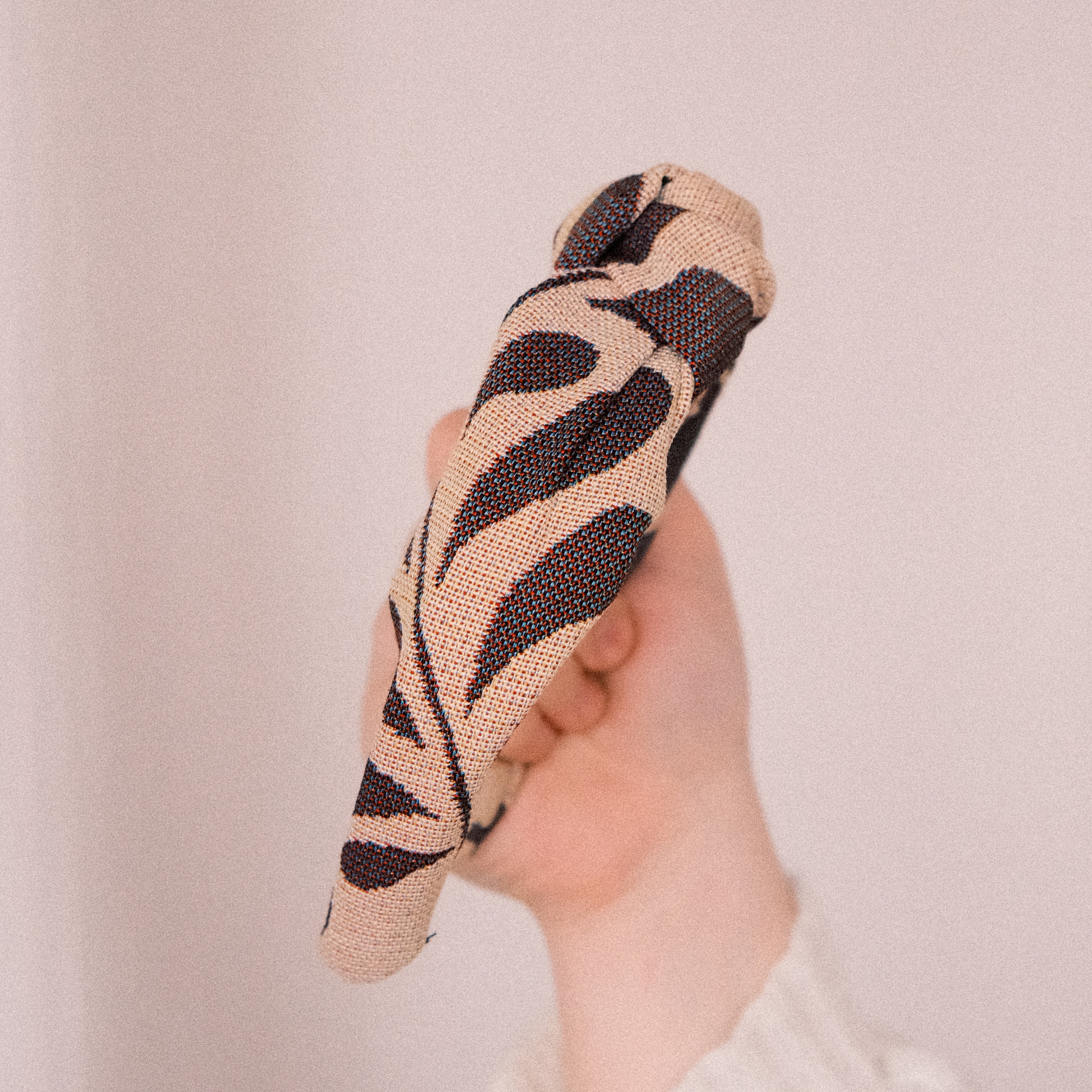 Leyla - Blüten Beige