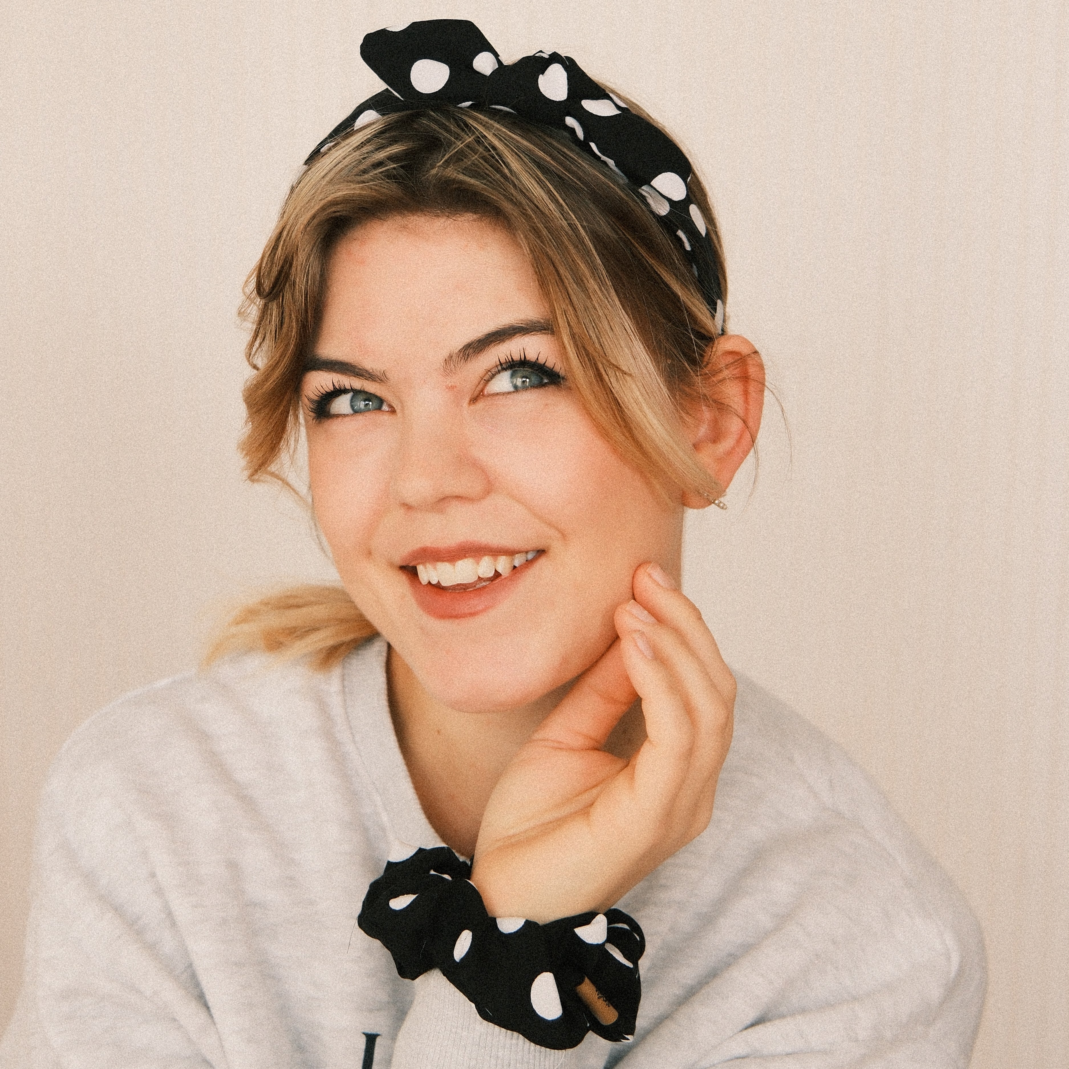 Hedi - Polka Dots Schwarz