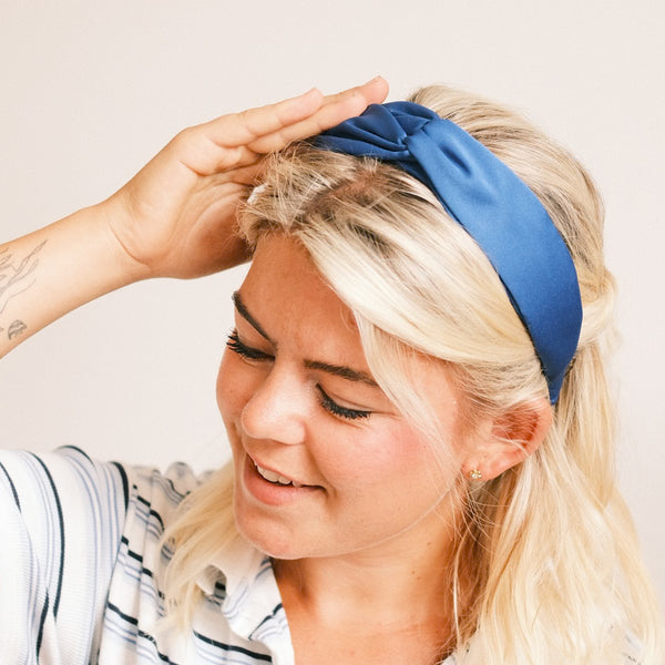 Viky - Satin Blau