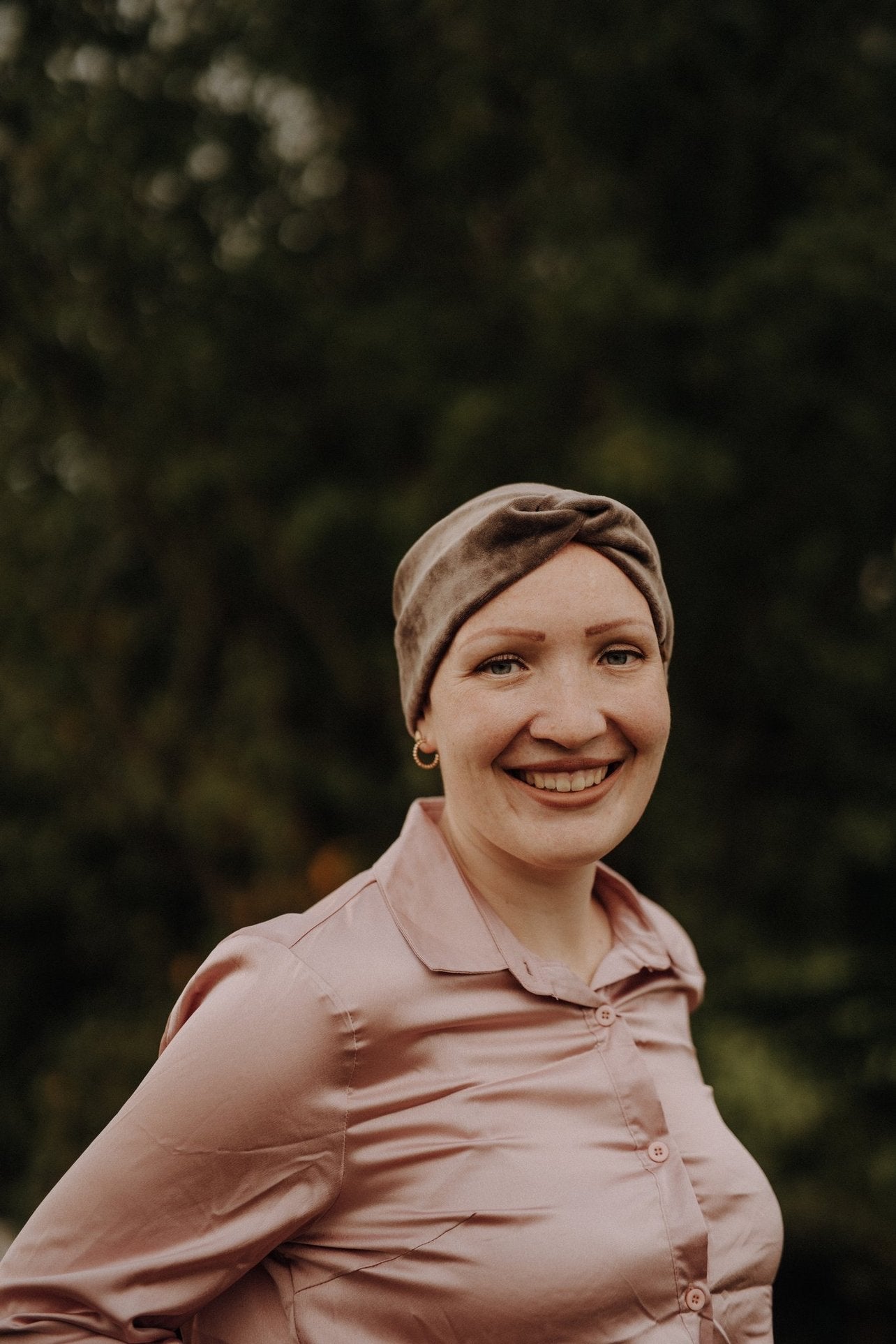 Haarband Basic Samt Graubraun