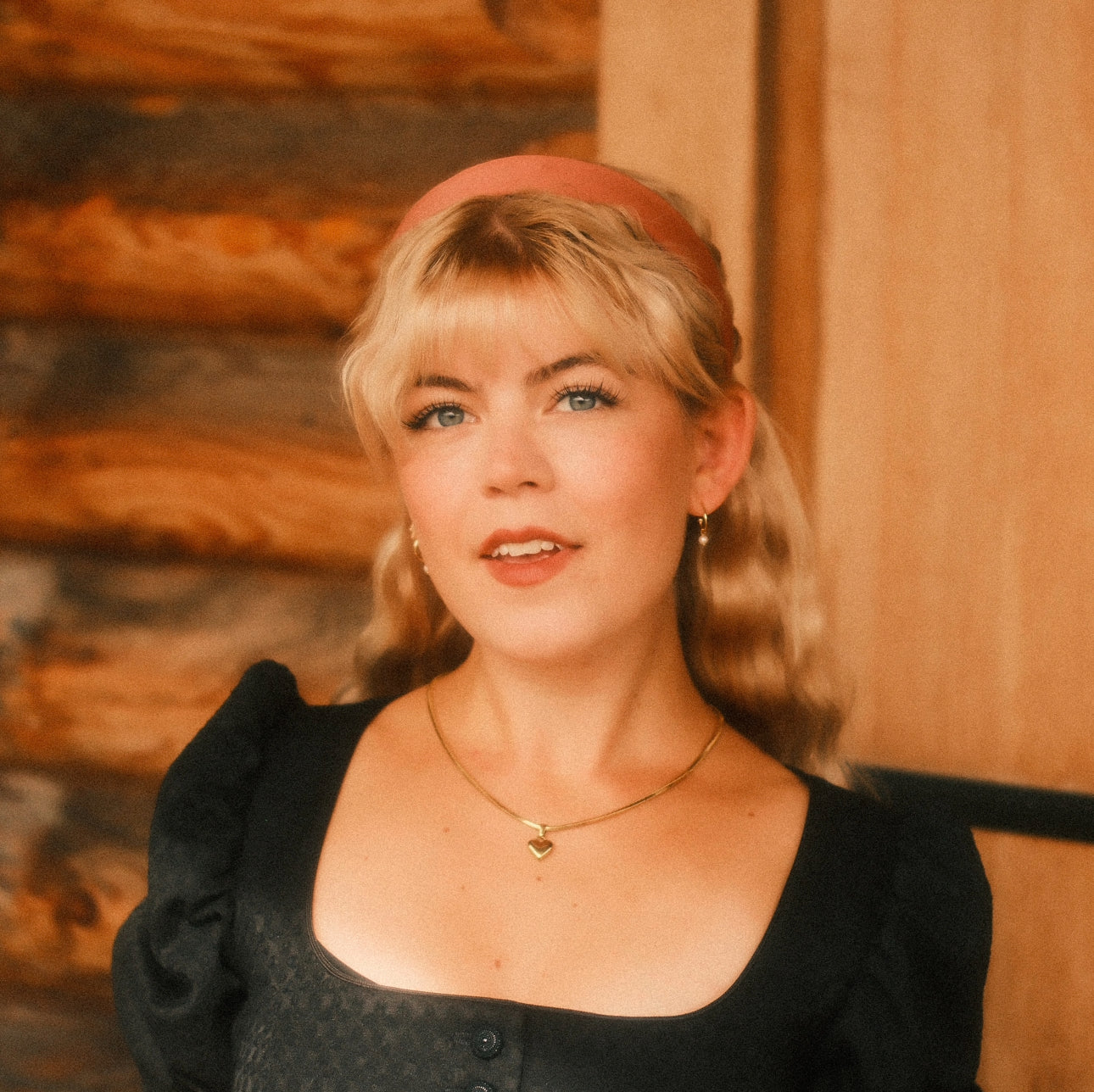 Anne Satin Kupferpfirsich