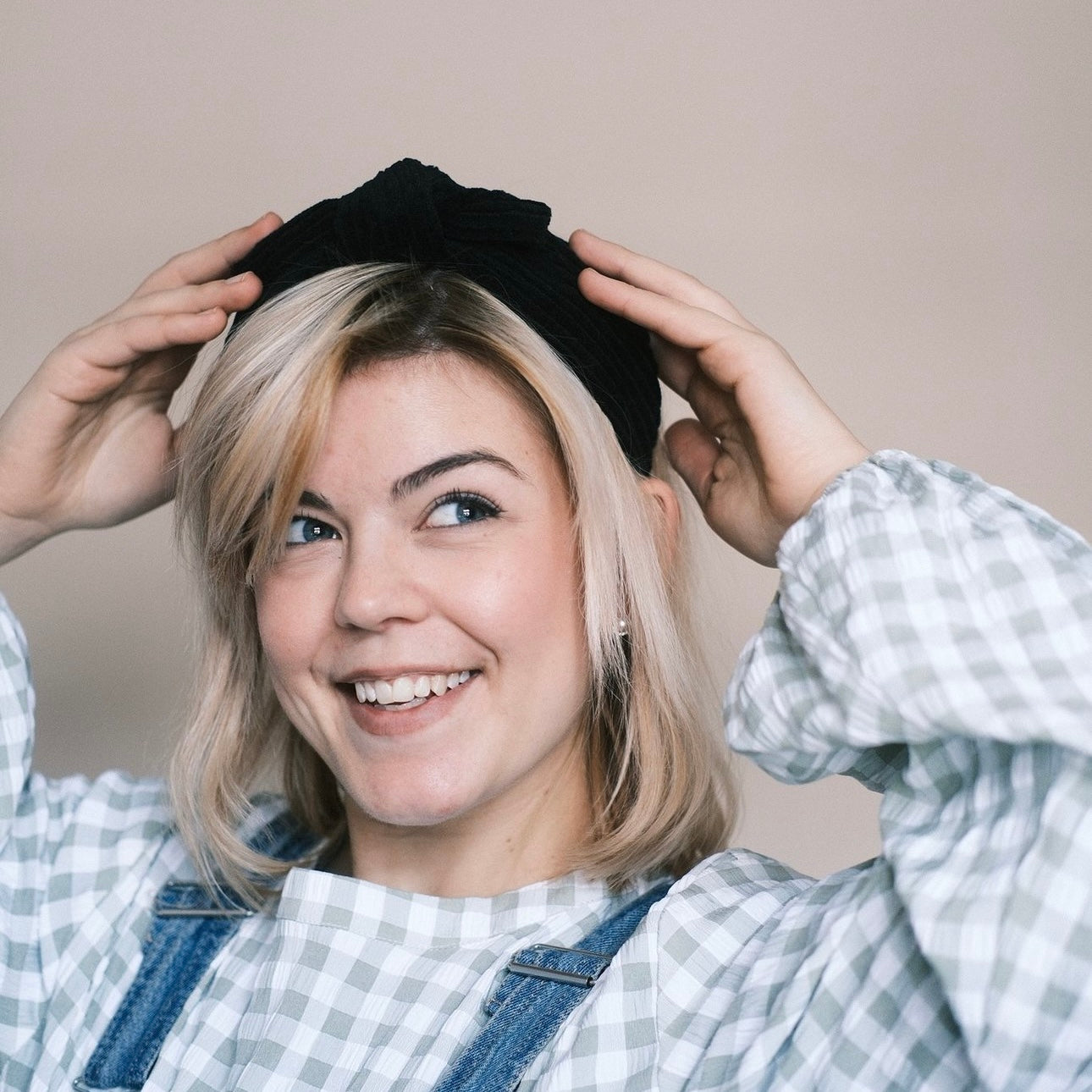 Heidi 4 in 1 Schwarz Haarreif Schleife