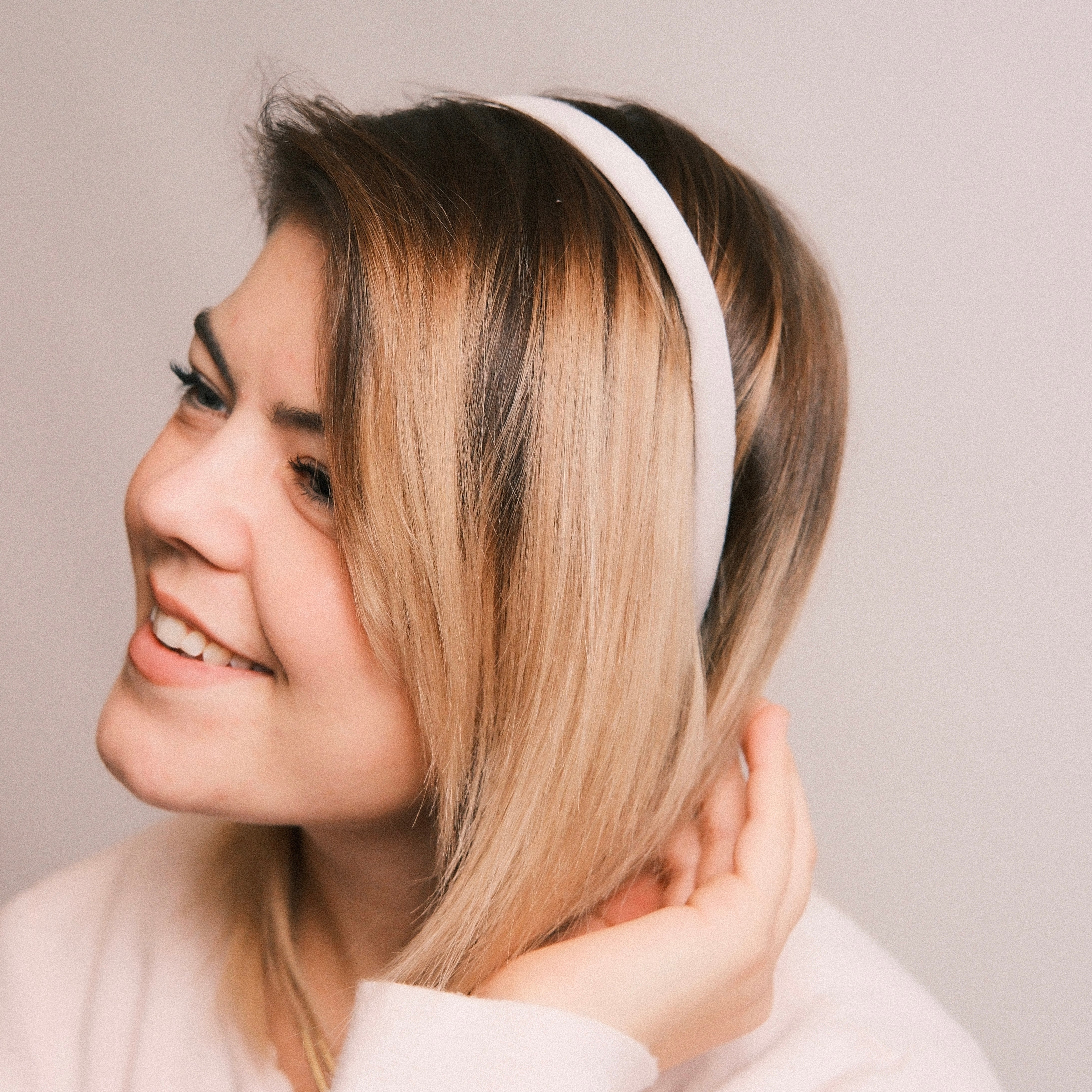 Lina - Samt Hellgrau