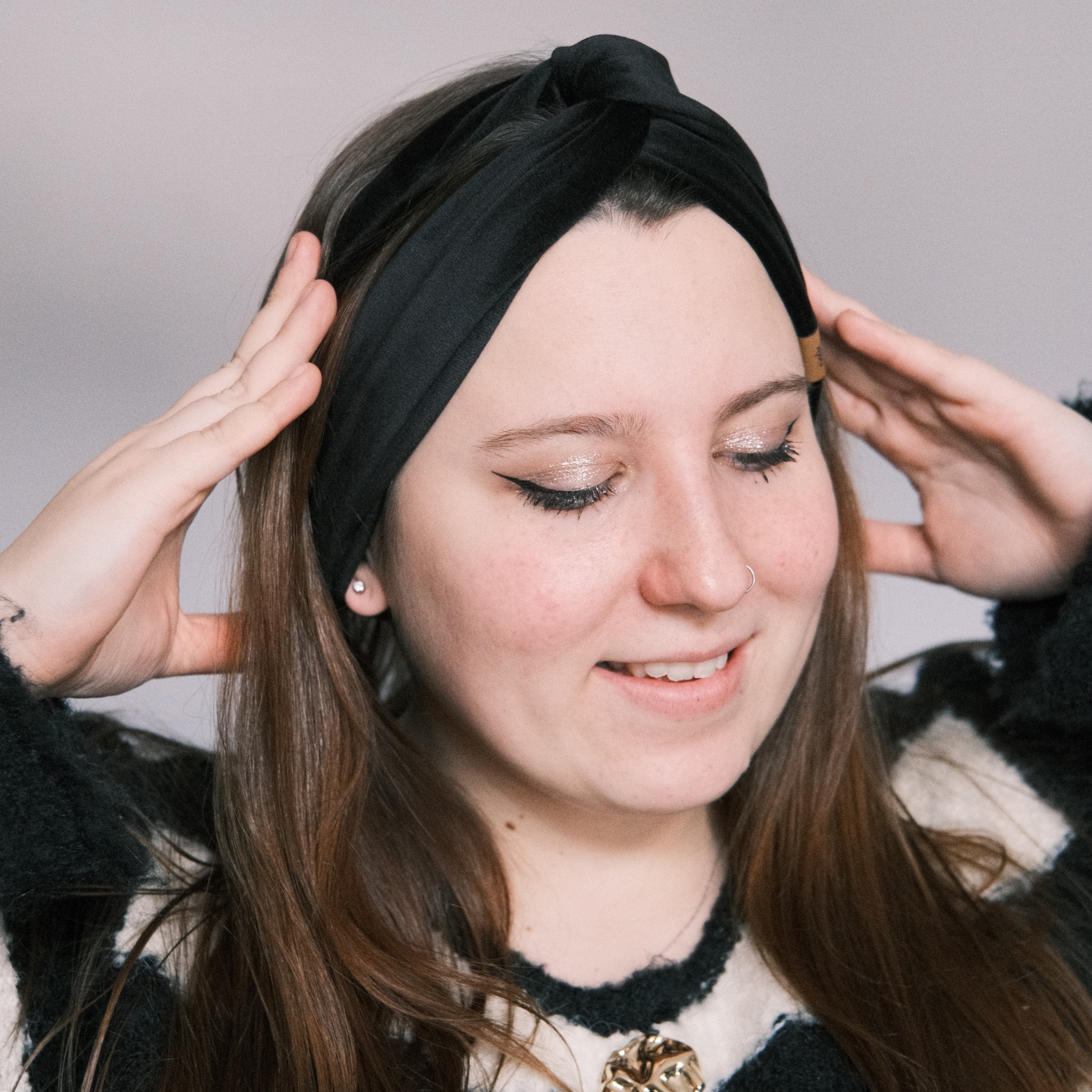 Drahthaarband schmal- Samt Schwarz Onyx