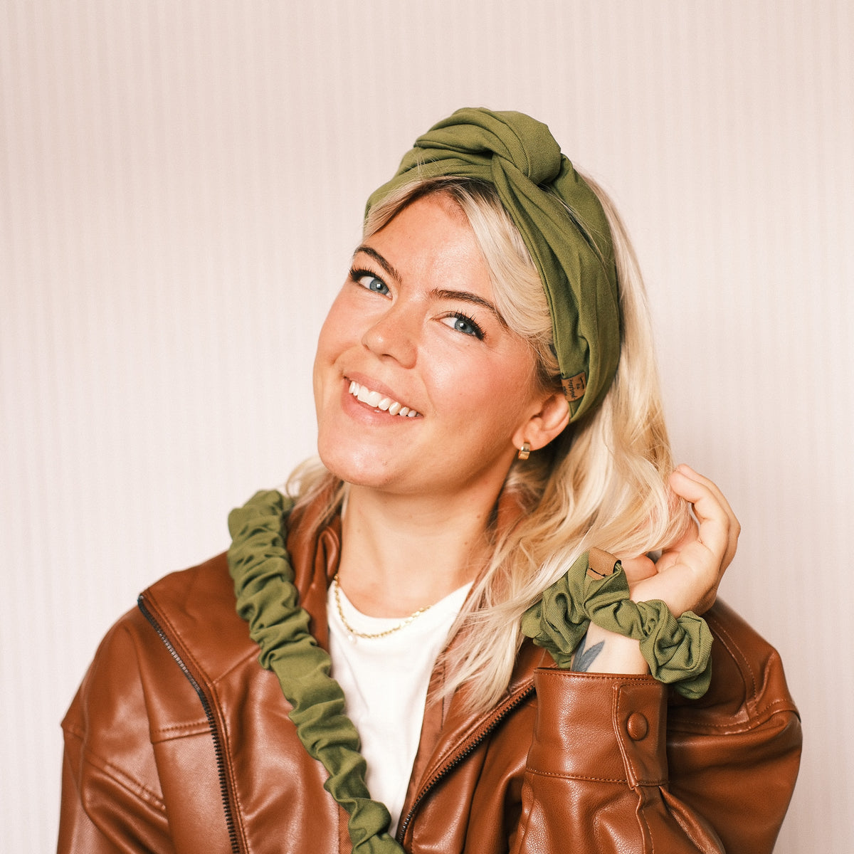 Drahthaarband Breit – Olivenhain